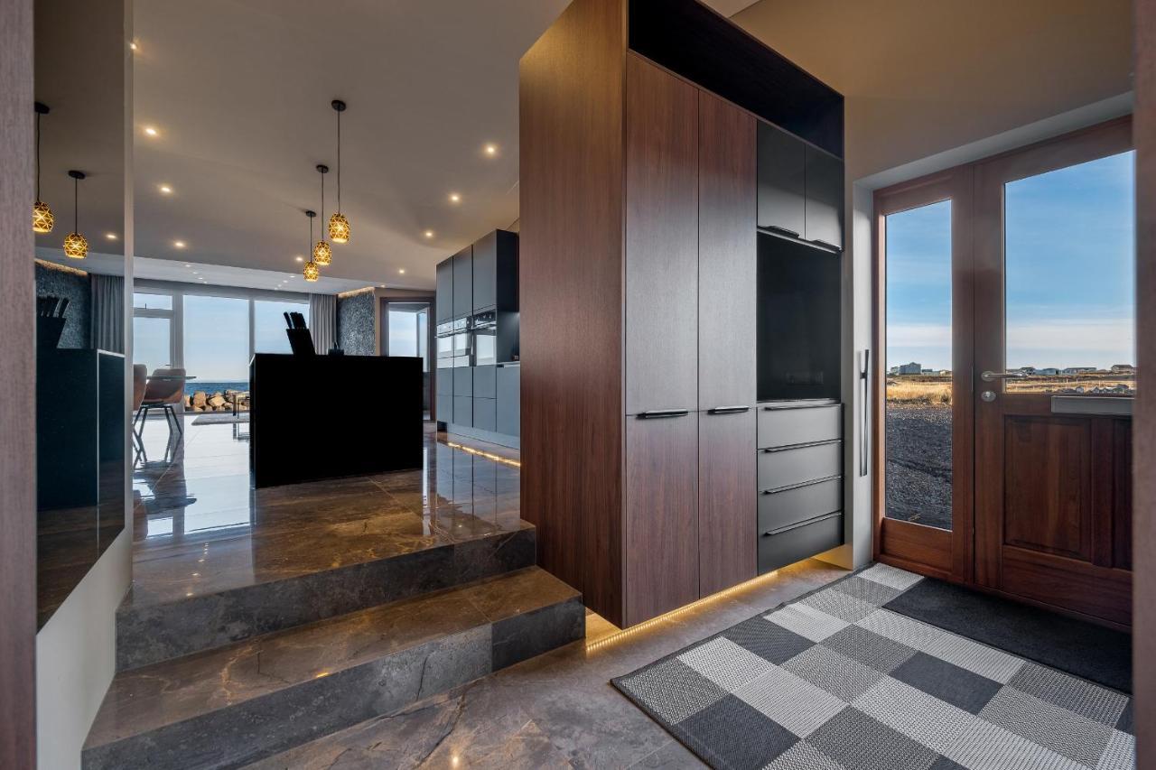 Bay View Apartments Gardur エクステリア 写真