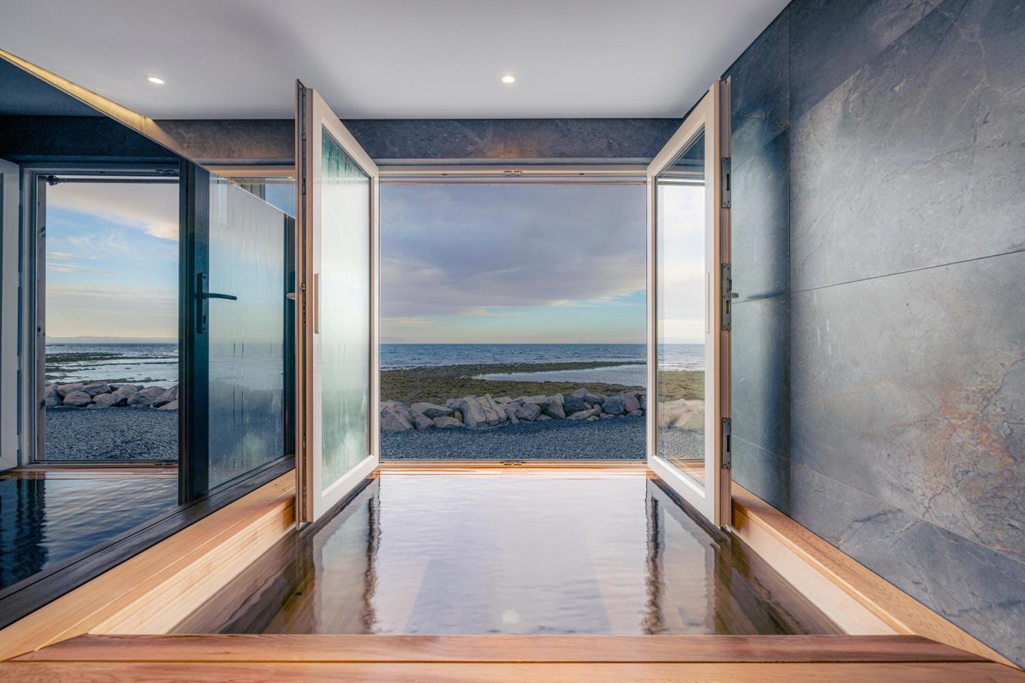 Bay View Apartments Gardur エクステリア 写真