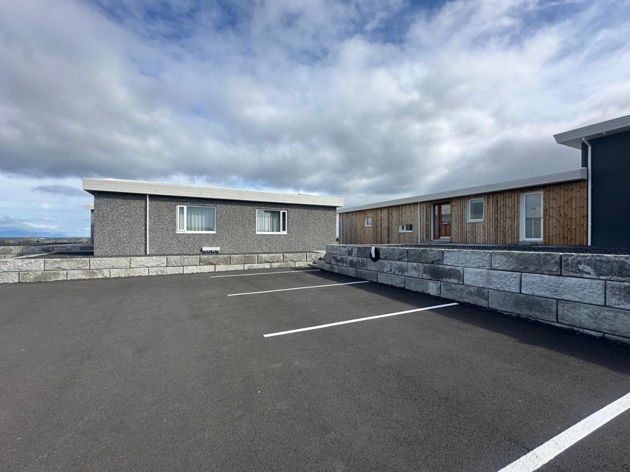Bay View Apartments Gardur エクステリア 写真