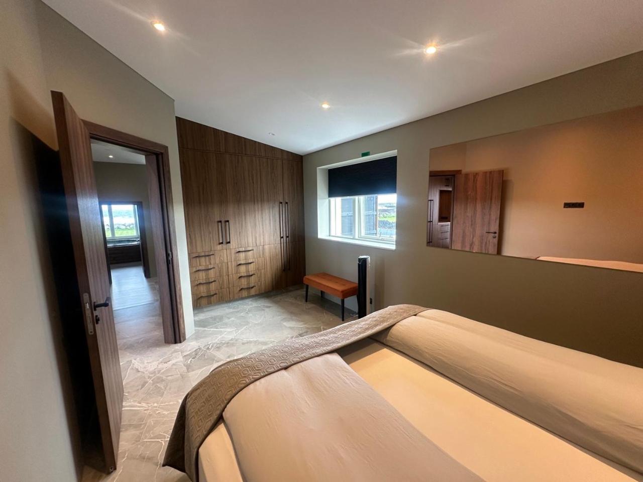 Bay View Apartments Gardur エクステリア 写真